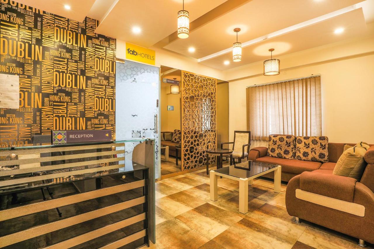 Fabhotel Frazer Suites - Nr Bangalore Cantt Railway Station Extérieur photo